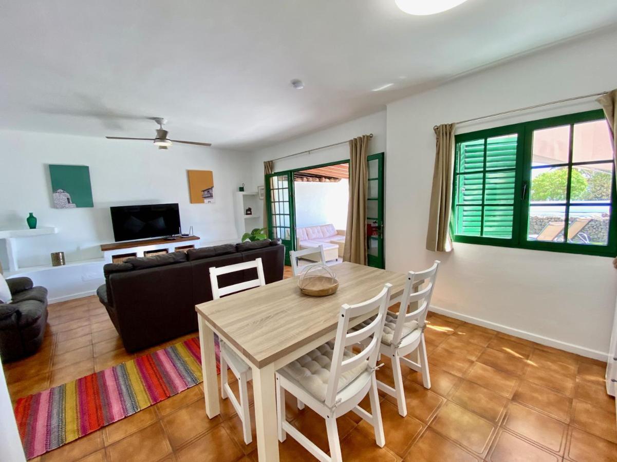 Terracitas 3 Hiru , Coqueto Bungalow Con Ac , Terraza Y Piscina Comunitaria Playa Blanca  Exteriér fotografie